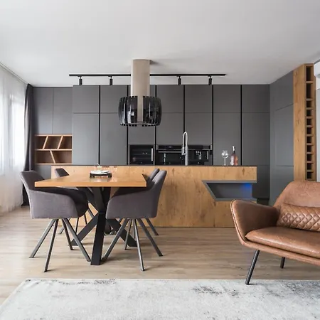 Apartamento Exclusive Business Apartments Near Ice Krakow Congress Centre And Wawel Castle By Inpoint *