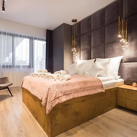 Exclusive Business Apartments Near Ice Krakow Congress Centre And Wawel Castle By Inpoint Apartamento Cracovia